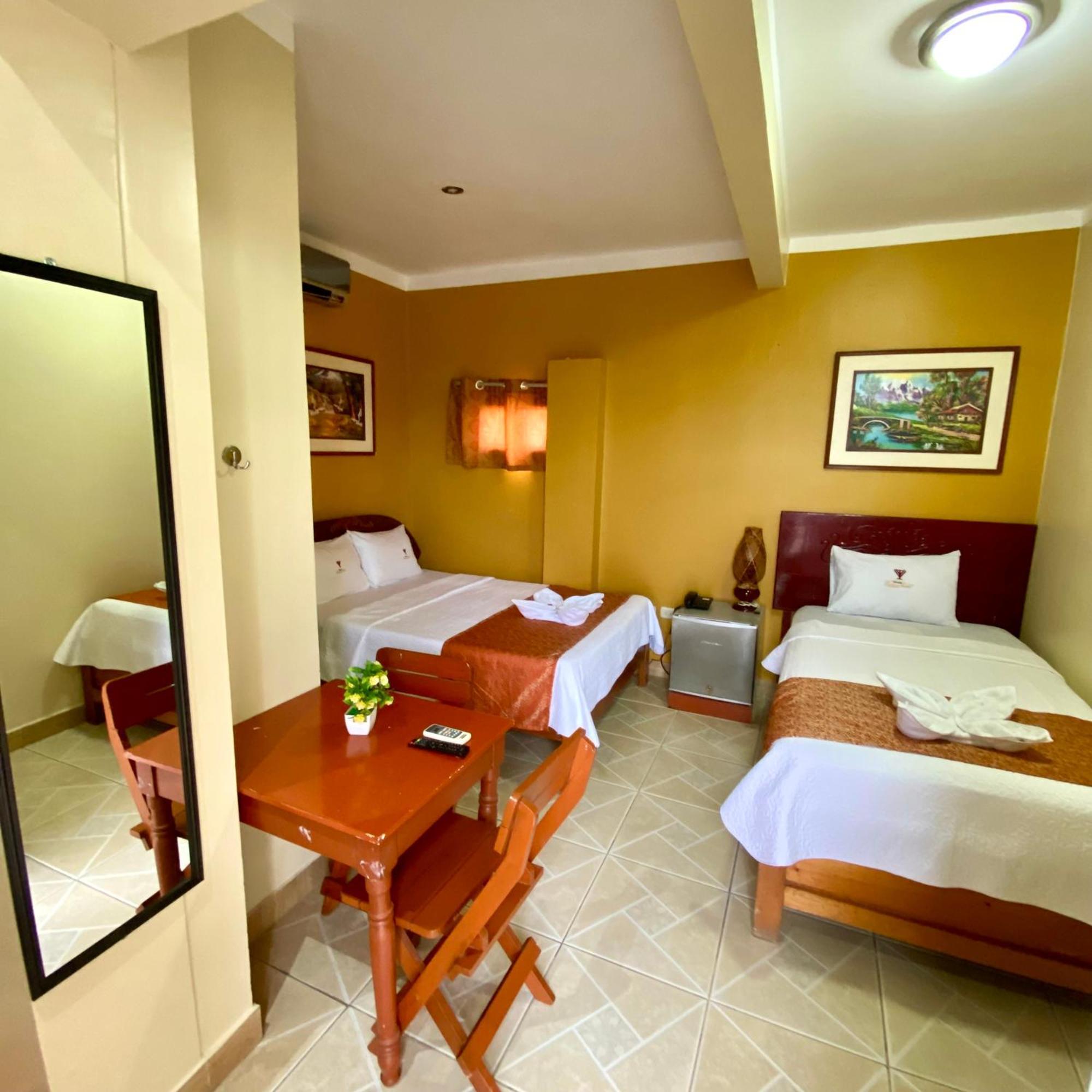 Hotel Ventura Isabel 이키토스 외부 사진